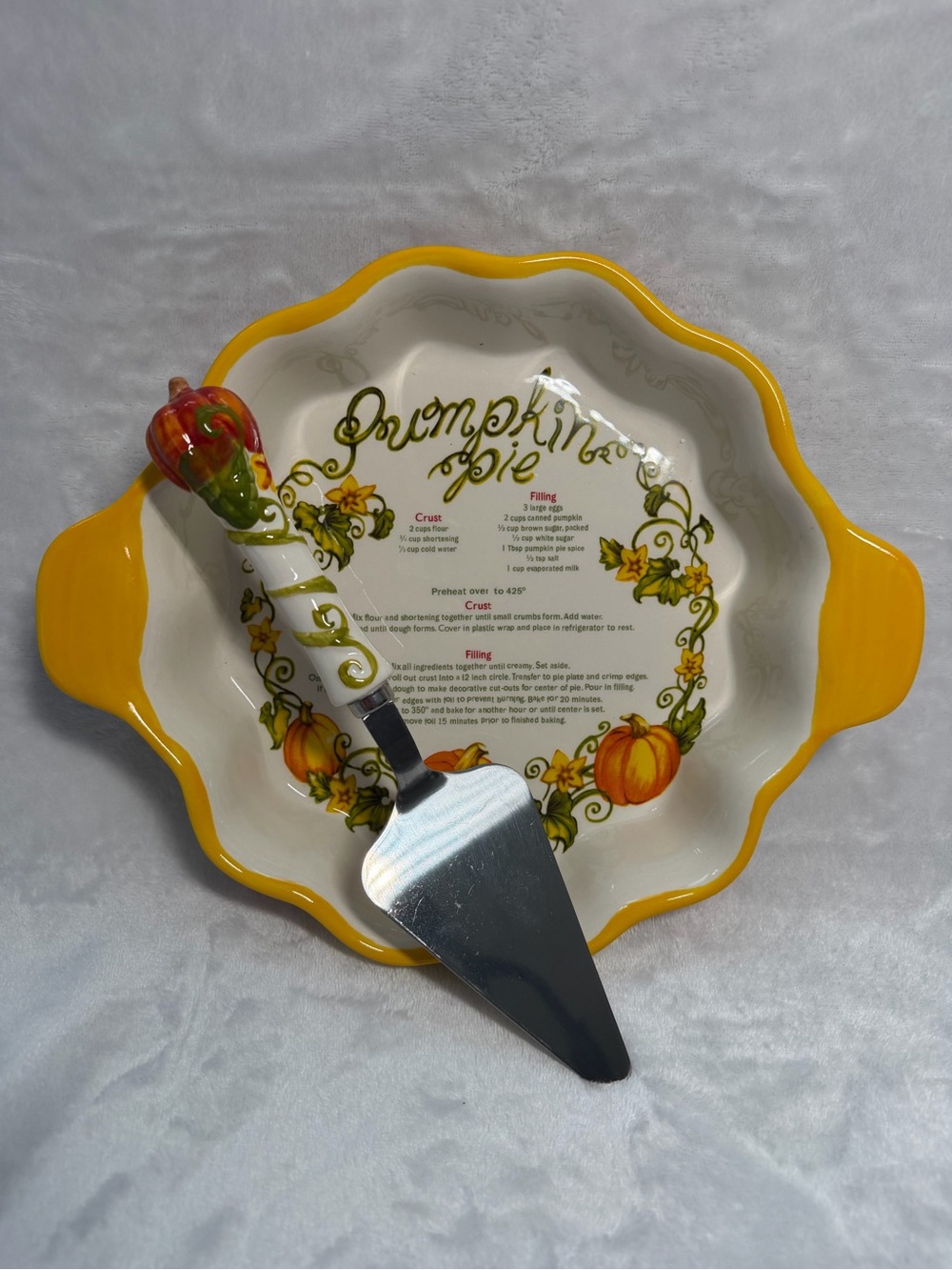 NWT Temp‑Tations Pumpkin Pie Dish with Ceramic‑Handled Server